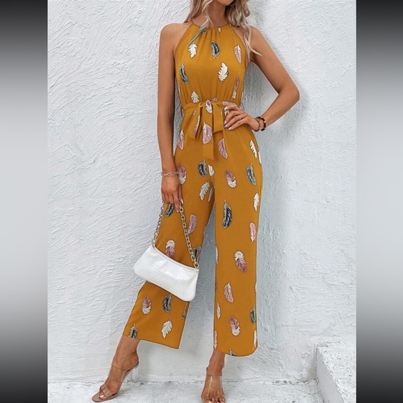 Boho feather print halter jumpsuit - Picture 3 of 16